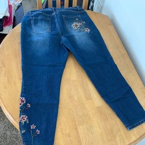 Cute embroidered jeans